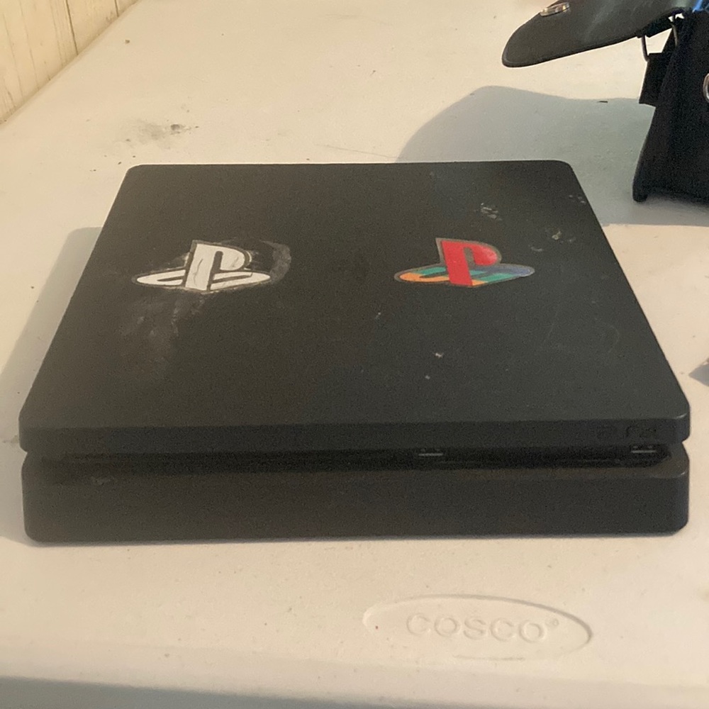 PS4